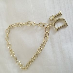 New DI Diamonds International Gold Charm Collection Bracelet